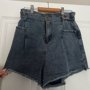High Waisted Vestique Shorts
